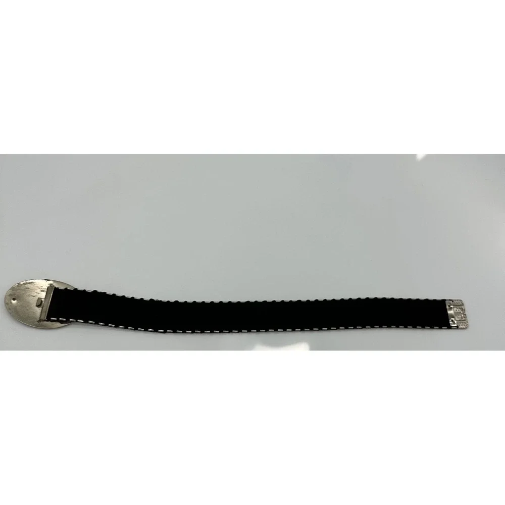 The Unbranded Brand women silver